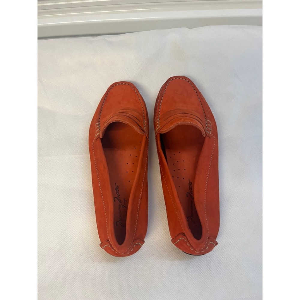 Massimo Matteo Firenze Women’s Penny Keeper, Orange Slip-On Loafers, Size 8B - Picture 2 of 8